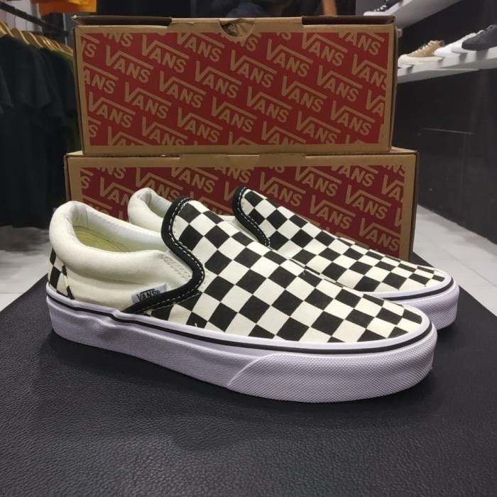 harga vans checkerboard