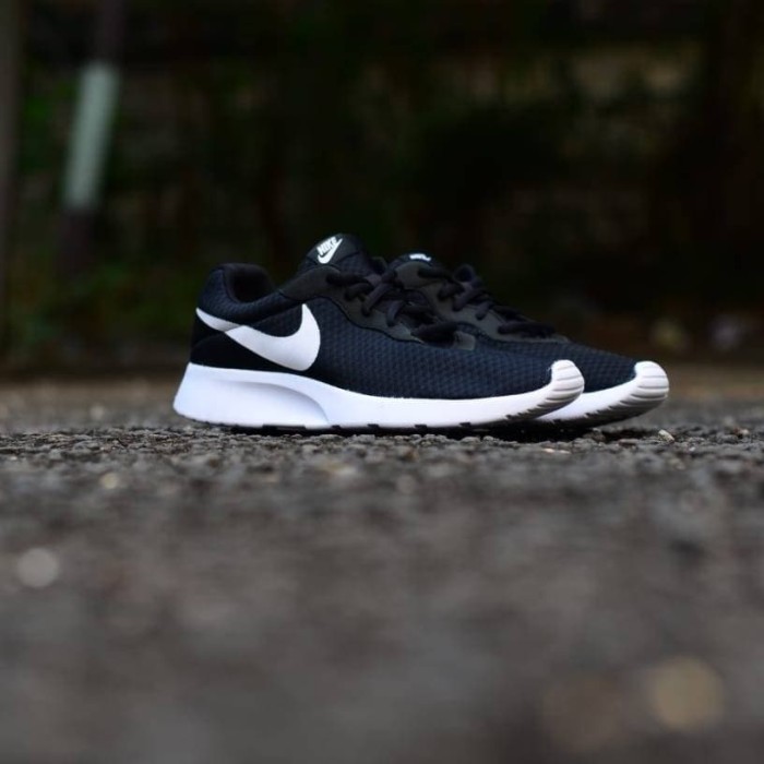 nike tanjun outlet