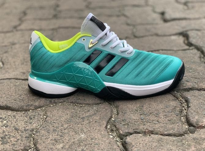 sepatu adidas barricade