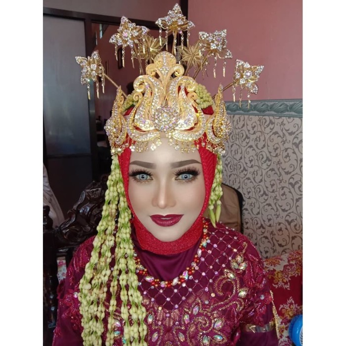  Gaun Pengantin Sunda  Siger Model Gaun  Pengantin 