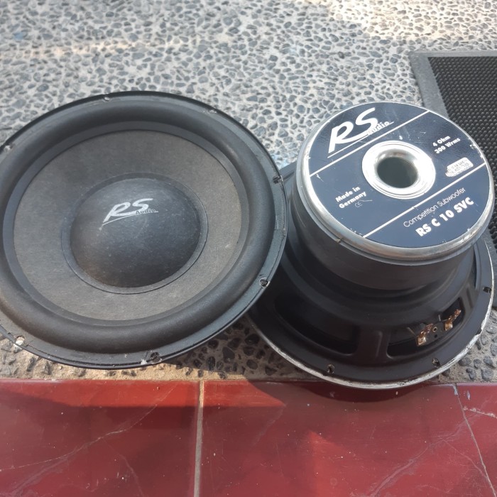 subwoofer rs