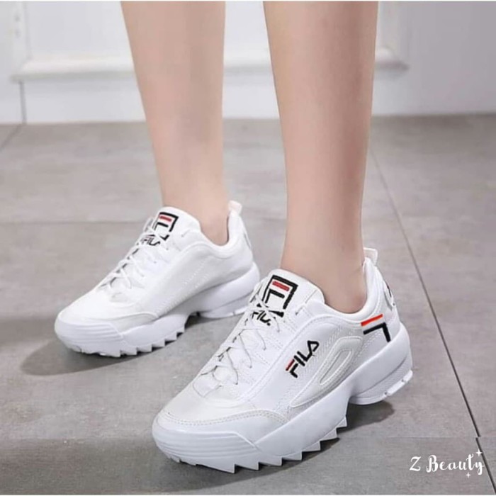 sepatu fila sneakers