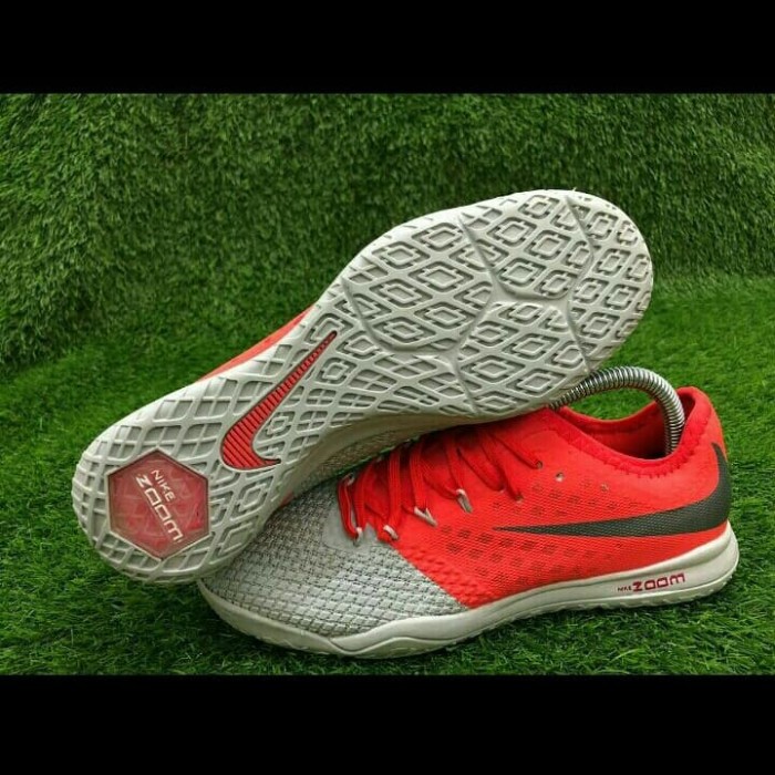 nike hypervenom 3 pro