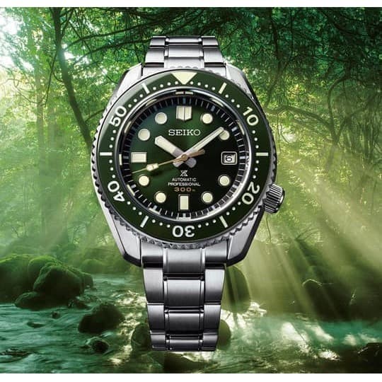 green dial seiko diver