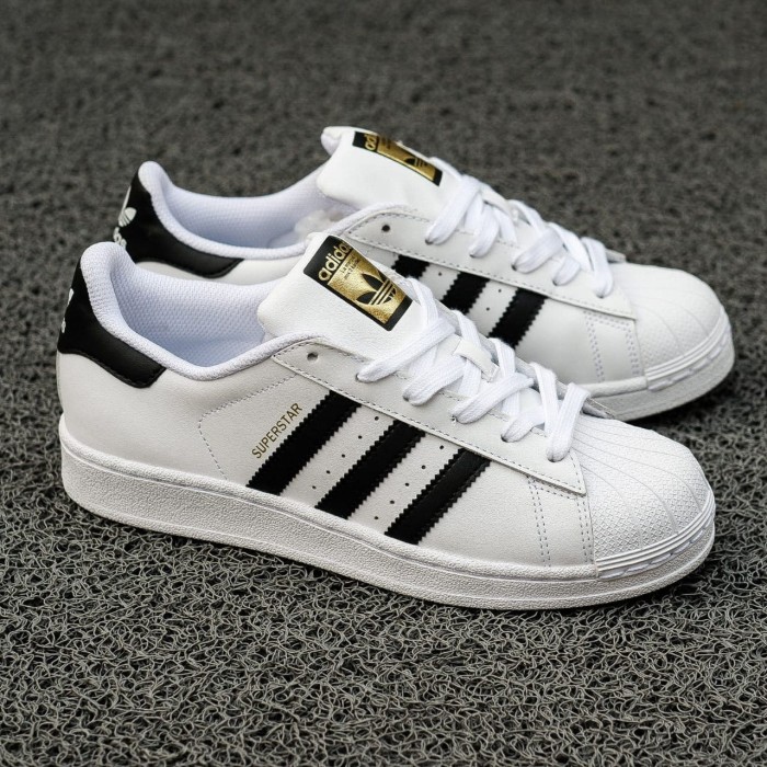 Jual Sepatu  Casual Adidas  Superstar White Black ORIGINAL  