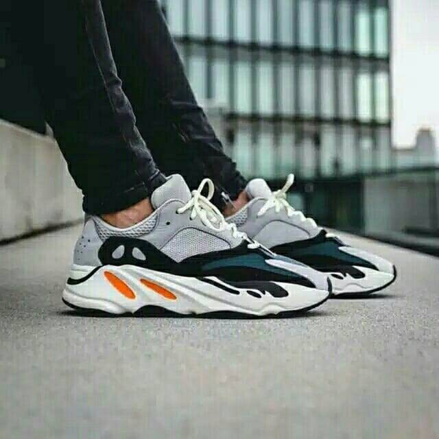 harga adidas yeezy boost 700 wave runner