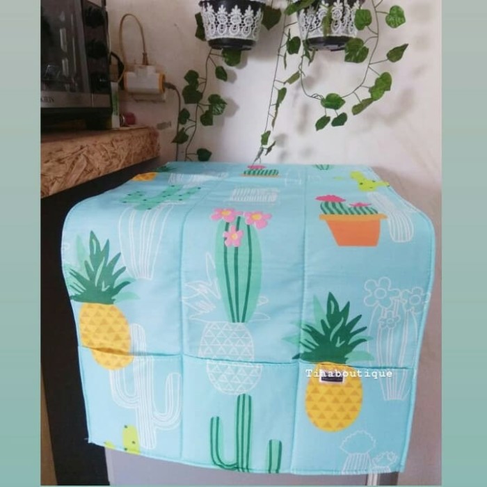Ananas-Diät in seinem Saft in Latana