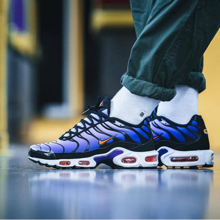 nike air max 270 voltage purple