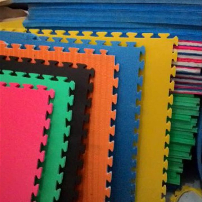 Jual Matras Beladiri Jiu Jitsu, Judo, Silat. Ukuran 100cm x 100cm x 2cm