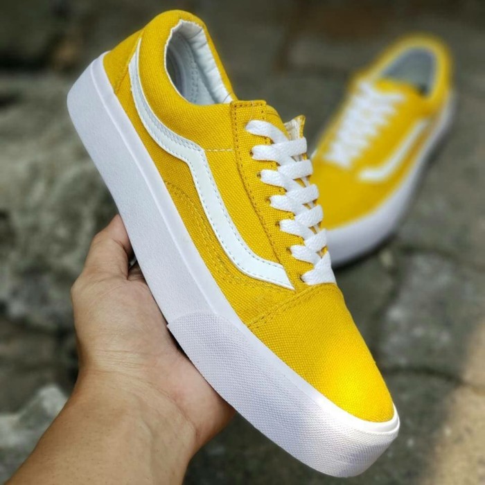 vans authentic kuning