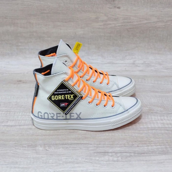 carhartt wip converse gore tex