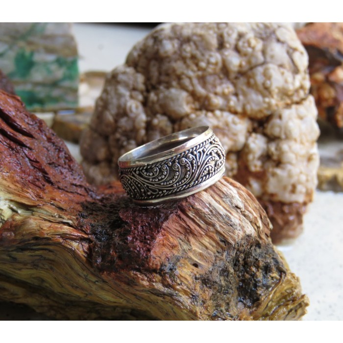 Jual Cincin Perak 925 Motif Ukiran Bali Sr 163 Kota Denpasar