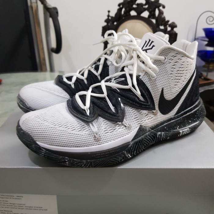 kyrie 5 cookies and cream