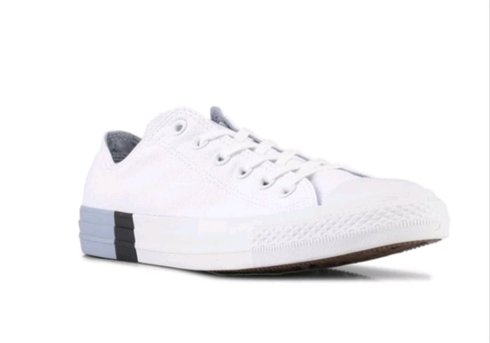 chuck taylor all star ox
