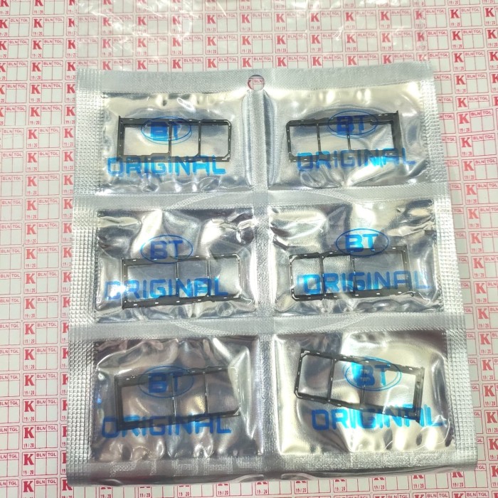 Foto Produk SIMLOCK SIMTRAY TEMPAT KARTU SIM CARD OPPO REALME 5 PRO ORIGINAL - Biru dari KING sparepart