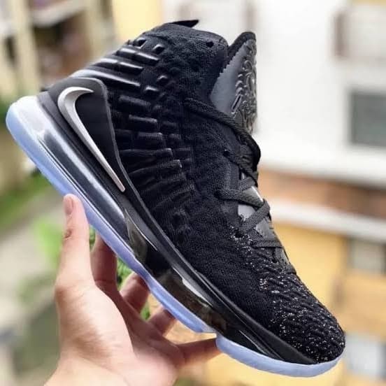 black lebron 17