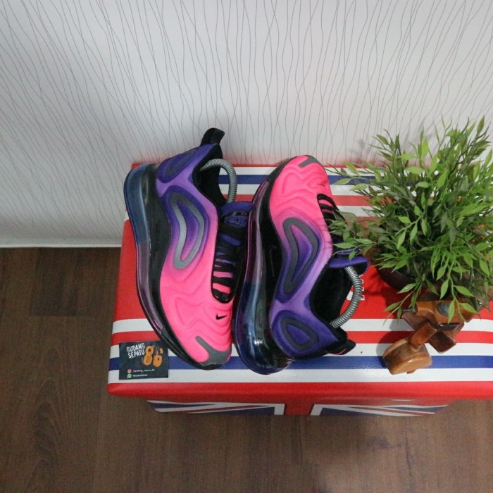 nike air max 720 hyper grape