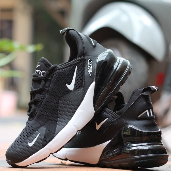 Jual Nike  Air  Max  270  Sport Sepatu  Pria Not Original 