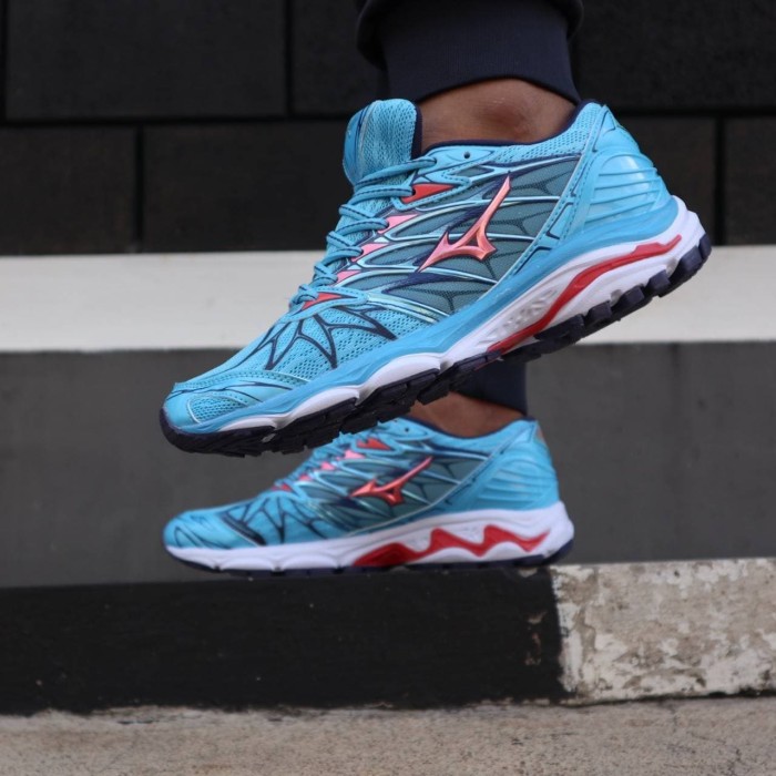 sepatu mizuno prophecy