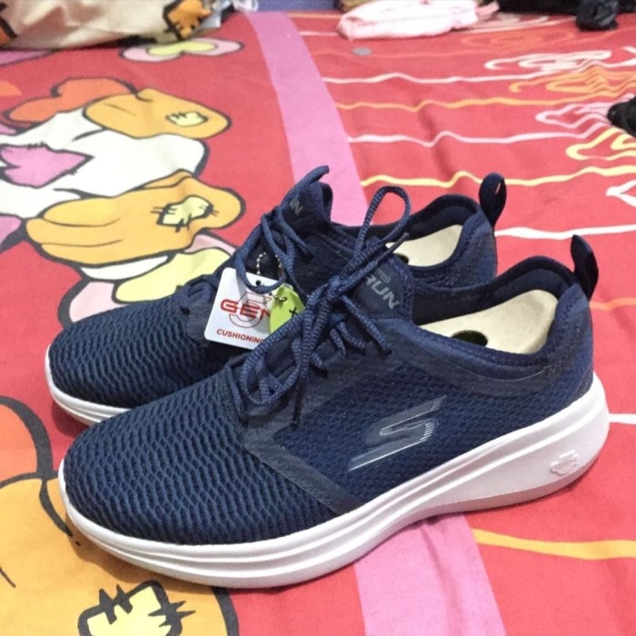 skechers 55100