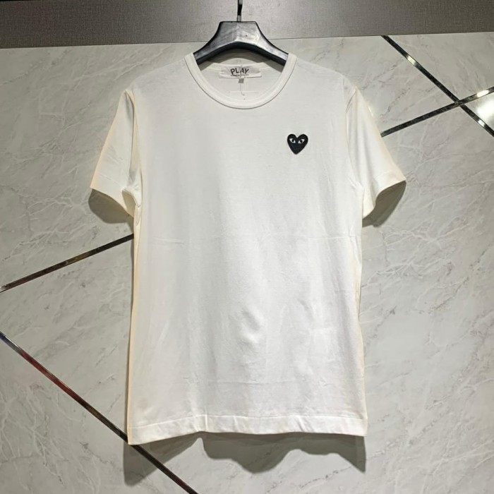 cdg heart tee