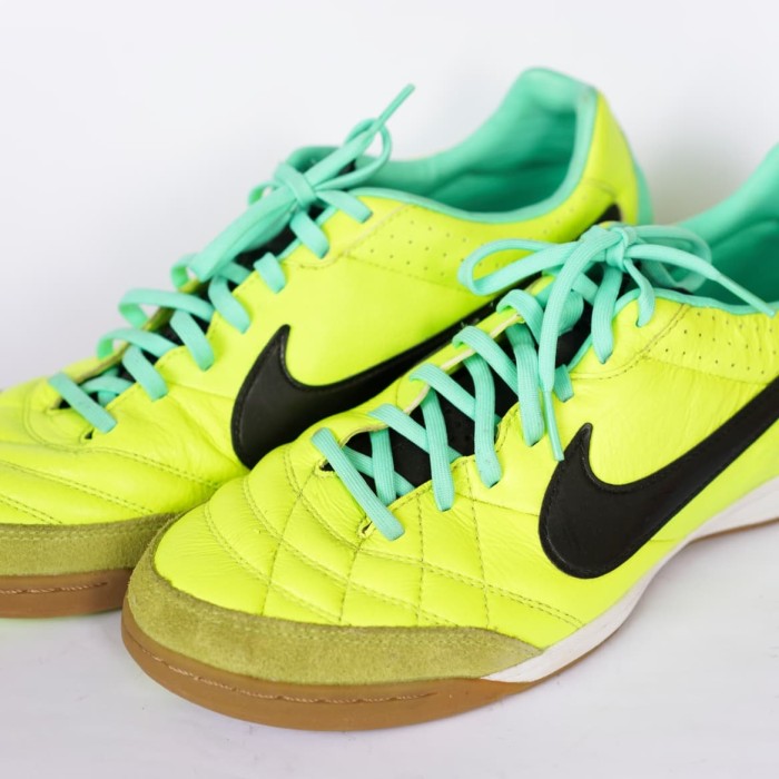 nike tiempo mystic iv