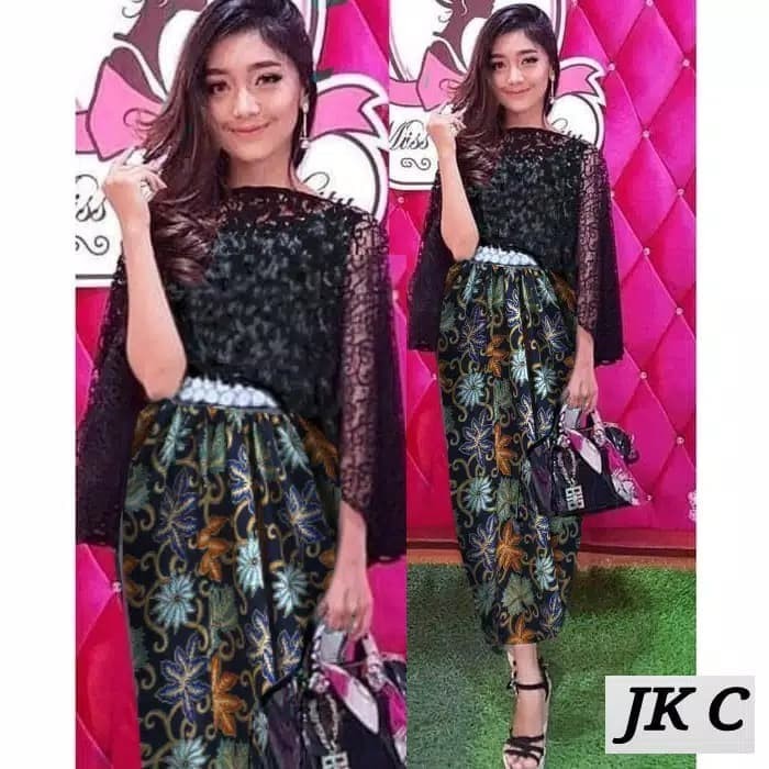 Jual Pakaian Adat Nasional Wanita Kebaya Wisuda Modern Gaun Pesta Baju Jakarta Barat Marganasusanti Tokopedia