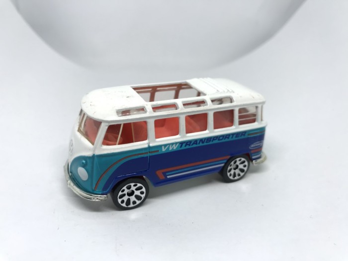 hot wheels volkswagen transporter