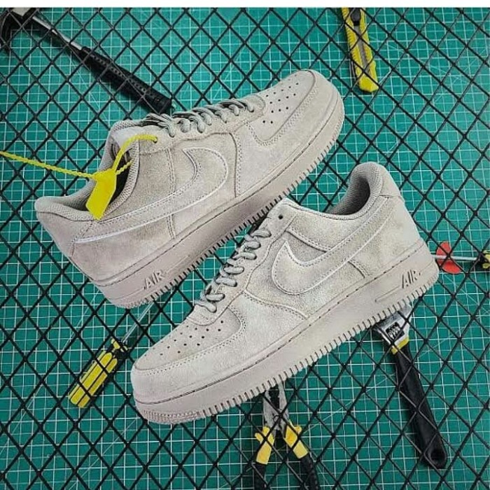nike air force 1 lv7 08