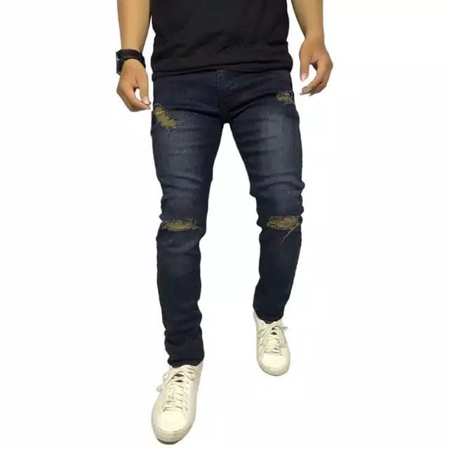 hypebeast ripped jeans