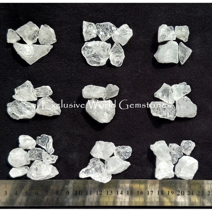 Jual 1 7 1 RS Clear Quartz Mini Rough Stone SET 20 Gram Jual 1 7 1 RS Clear Quartz Mini Rough Stone SET 20 Gram