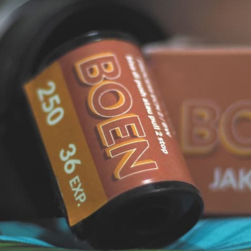 Foto Produk roll film boen Jakarta asa 250 dari Anak Analog Lab