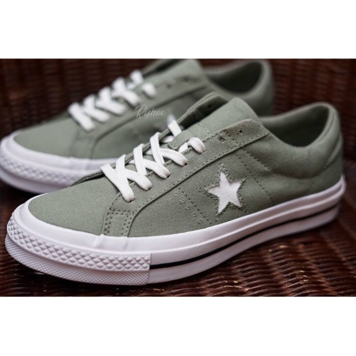 jade green converse