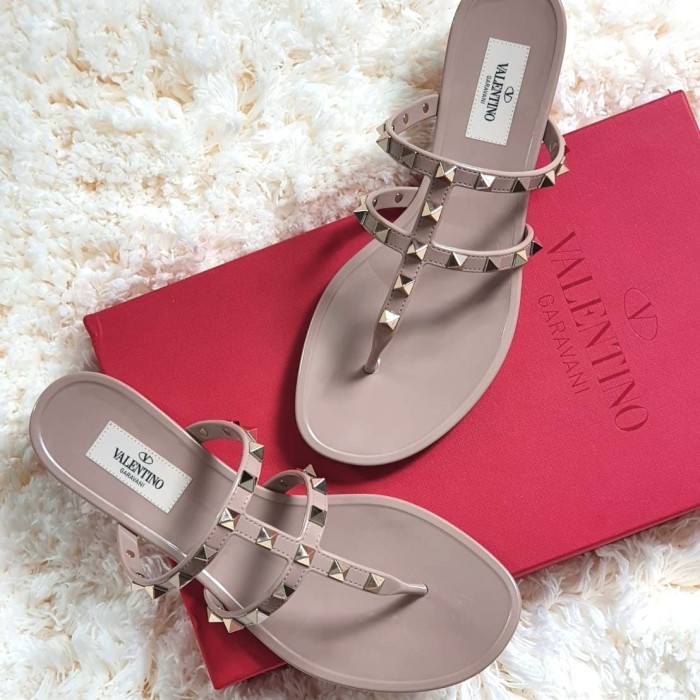 valentino rockstud flat rubber sandals