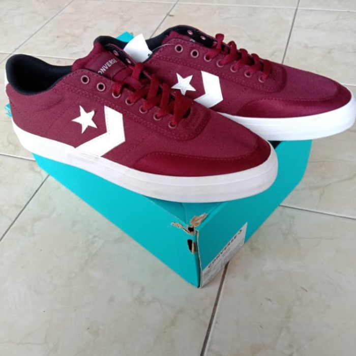converse courtlandt maroon