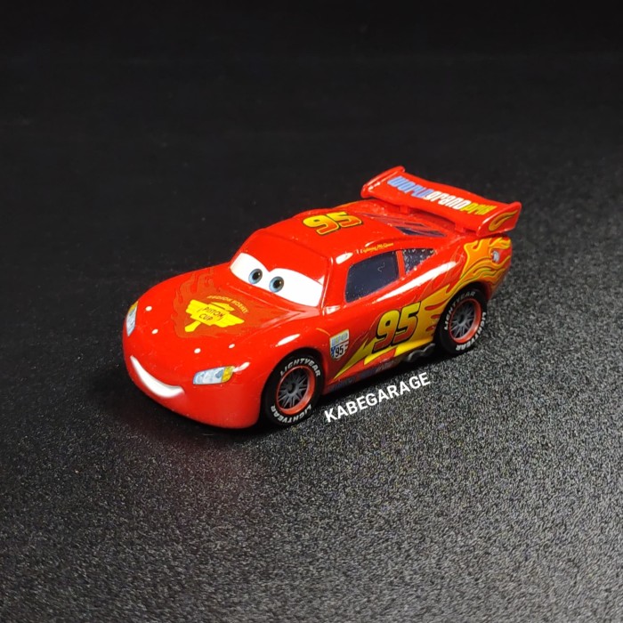 disney cars piston cup garage
