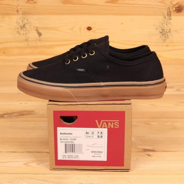 vans authentic black rubber