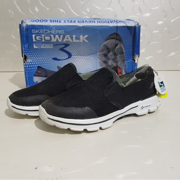 sepatu skechers go walk 3