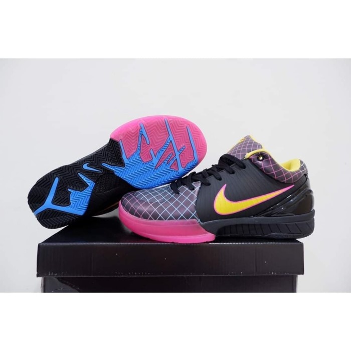 nike kobe pink