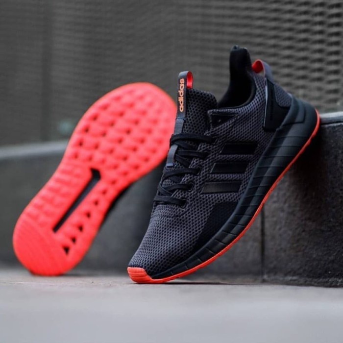 adidas questar ride triple black