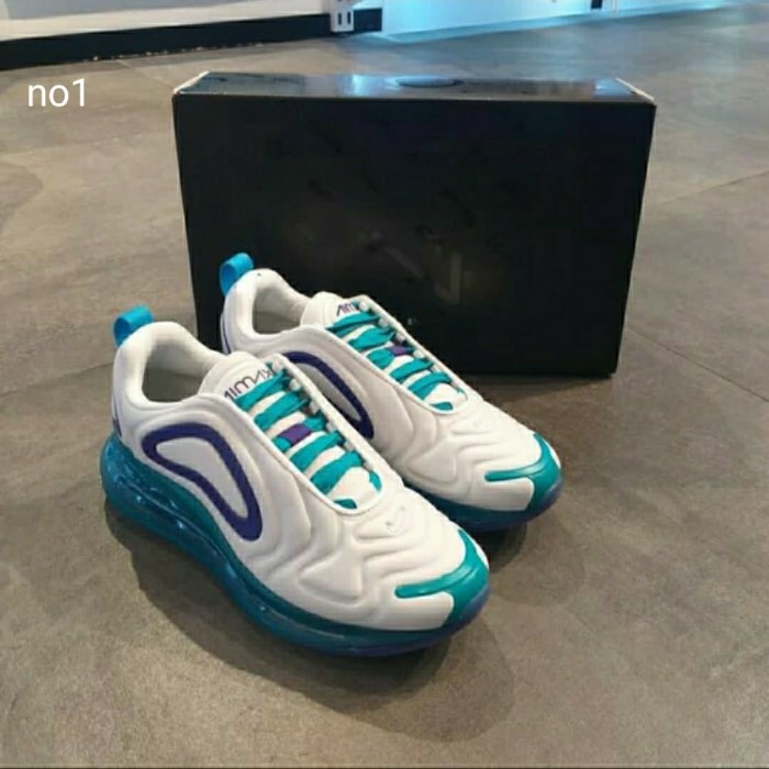 nike ar70