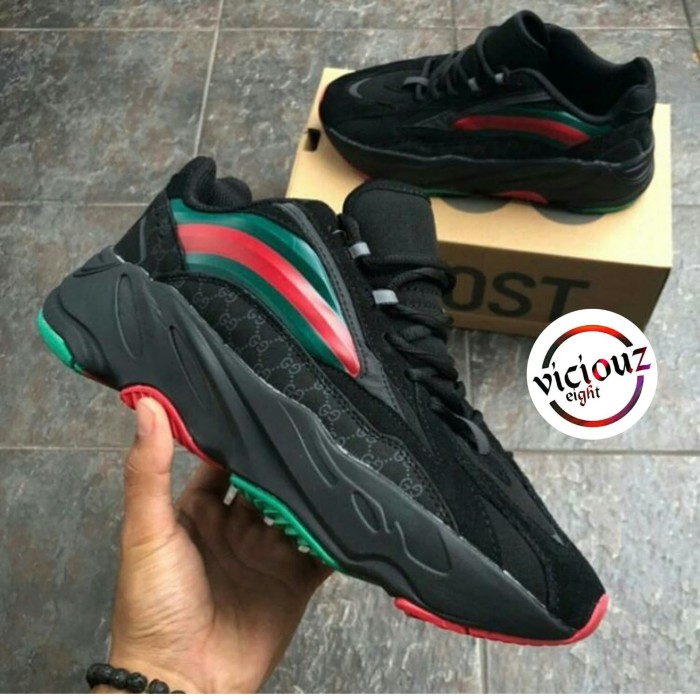 yeezy boost 700 gucci