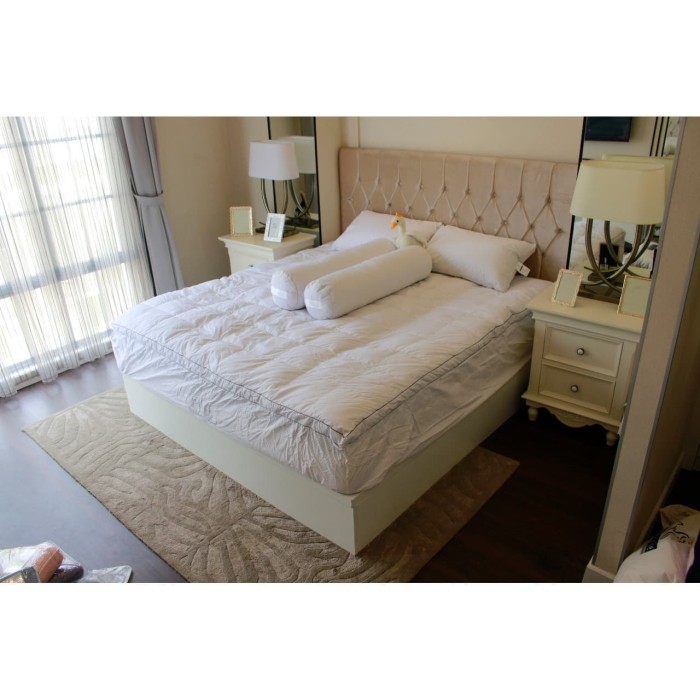 Promo Feather Bed sprei kualitas hotel bintang 5 ROYAL