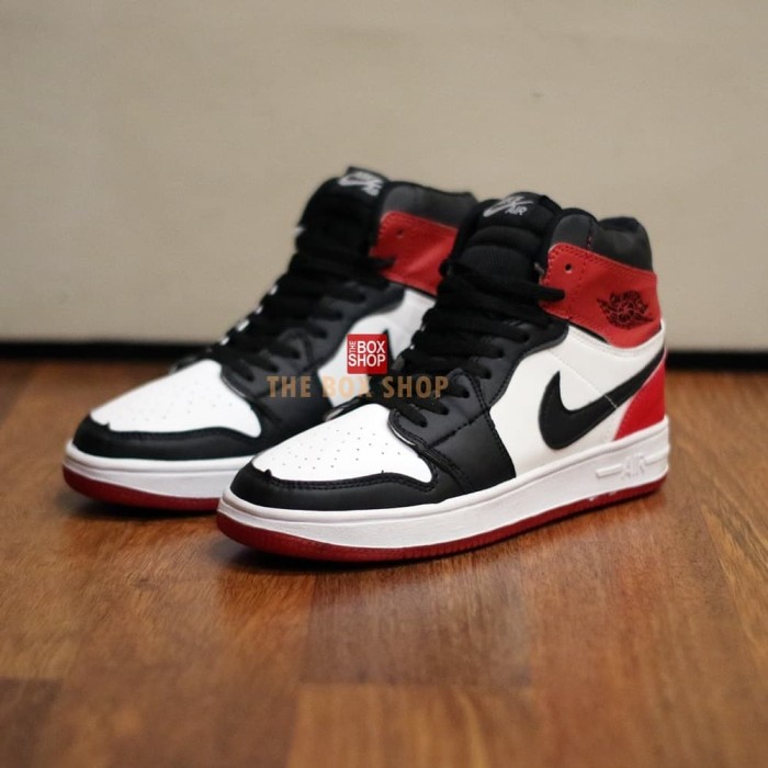 Jual Sepatu Nike Air Jordan 1 klasics AJ 1 retro - Kota Bandung - THE BOX  SHOP | Tokopedia