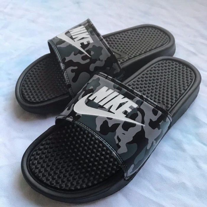 nike camo sandals