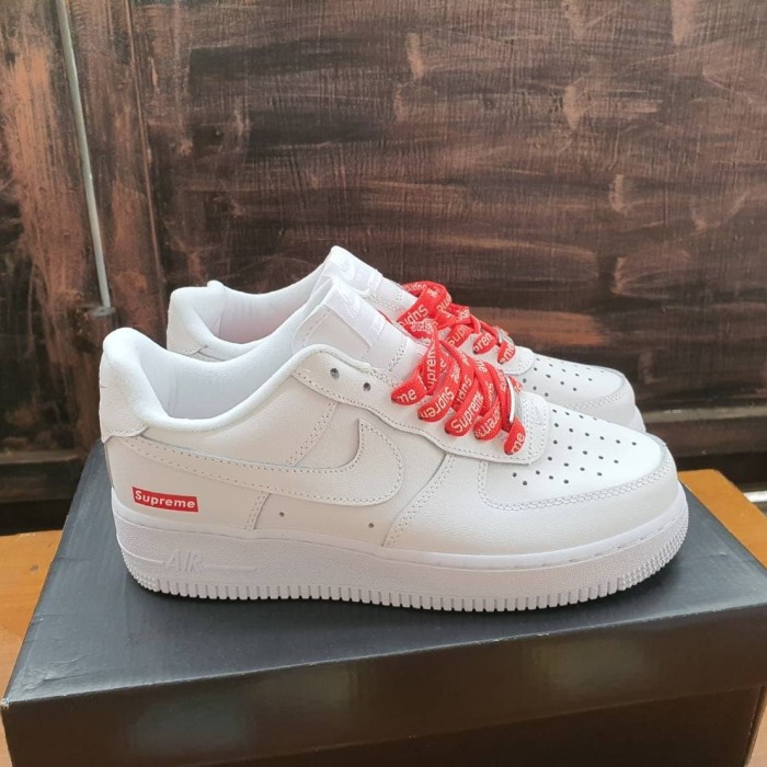 Jual Sepatu Nike Air Force 1 Supreme White Jakarta Selatan Storejkt99 Tokopedia