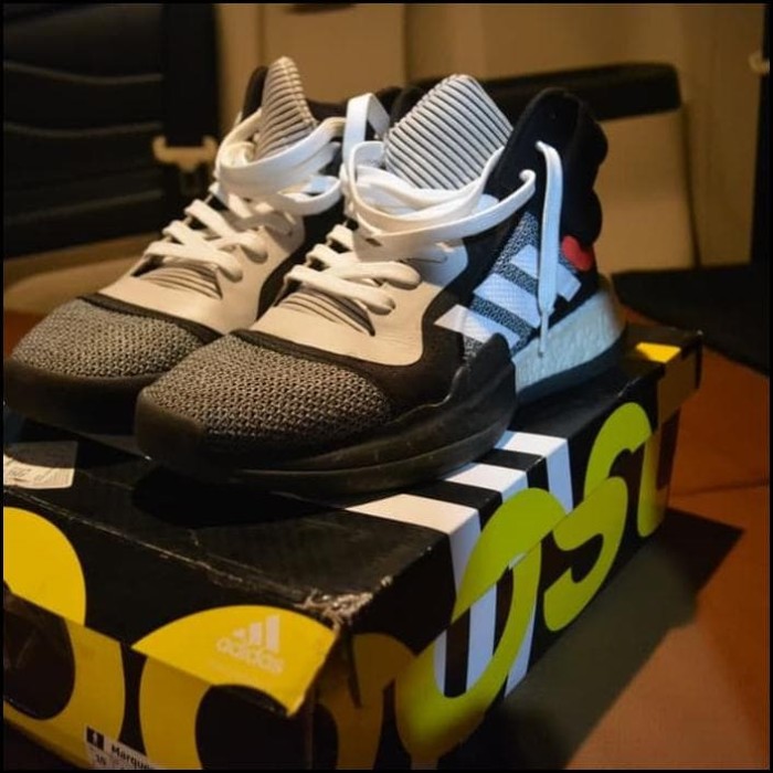 sepatu adidas limited edition