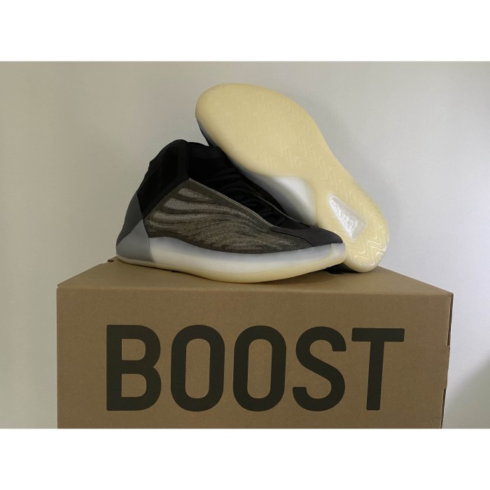 PRE ORDER Adidas YZY QNTM Lifestyle Model kickstw