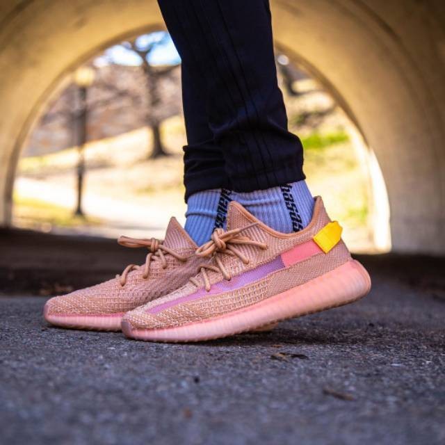 adidas yeezy 350 v2 clay