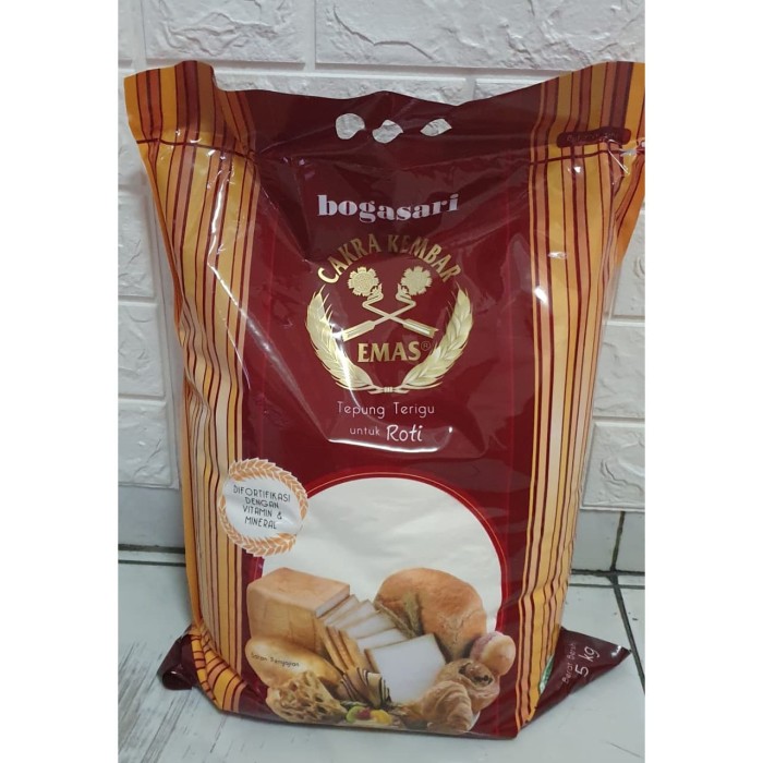 Jual CAKRA KEMBAR EMAS Tepung Terigu untuk Roti 5 KG ...